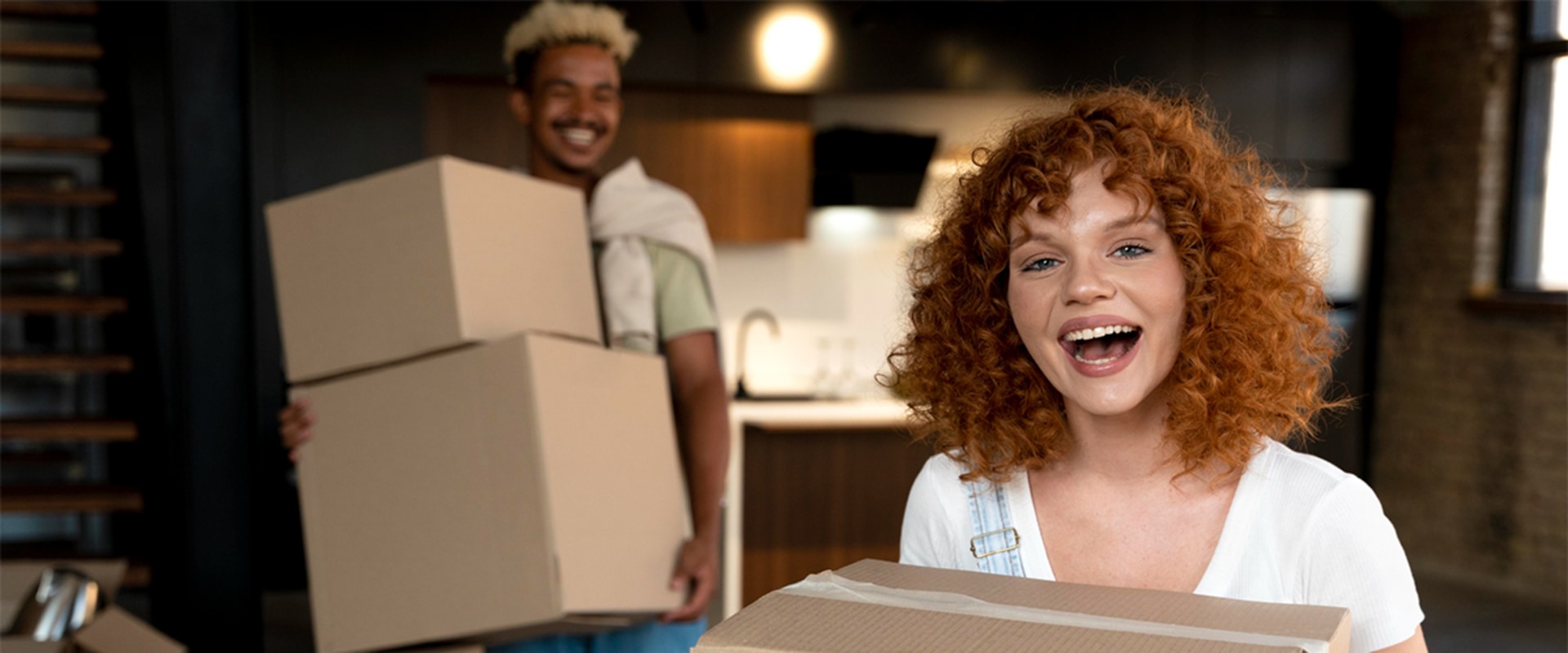 Exploring the Pros and Cons of DIY Moves and Hiring Movers