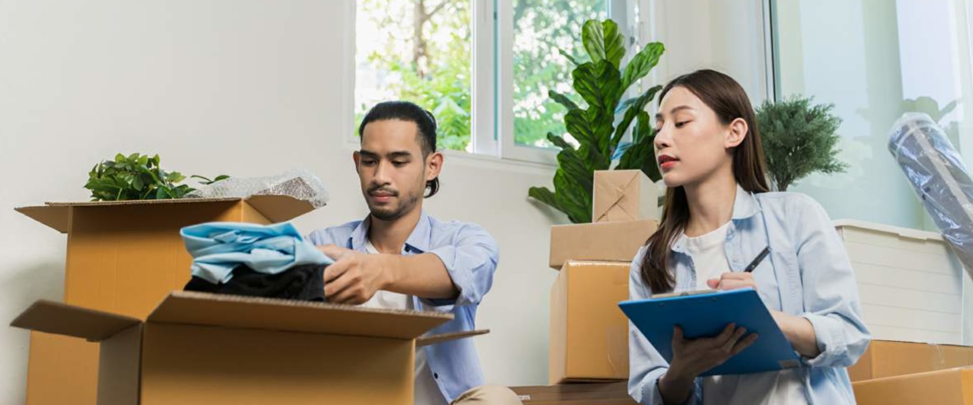 Mastering the Art of Decluttering Before Your Long-Distance Move