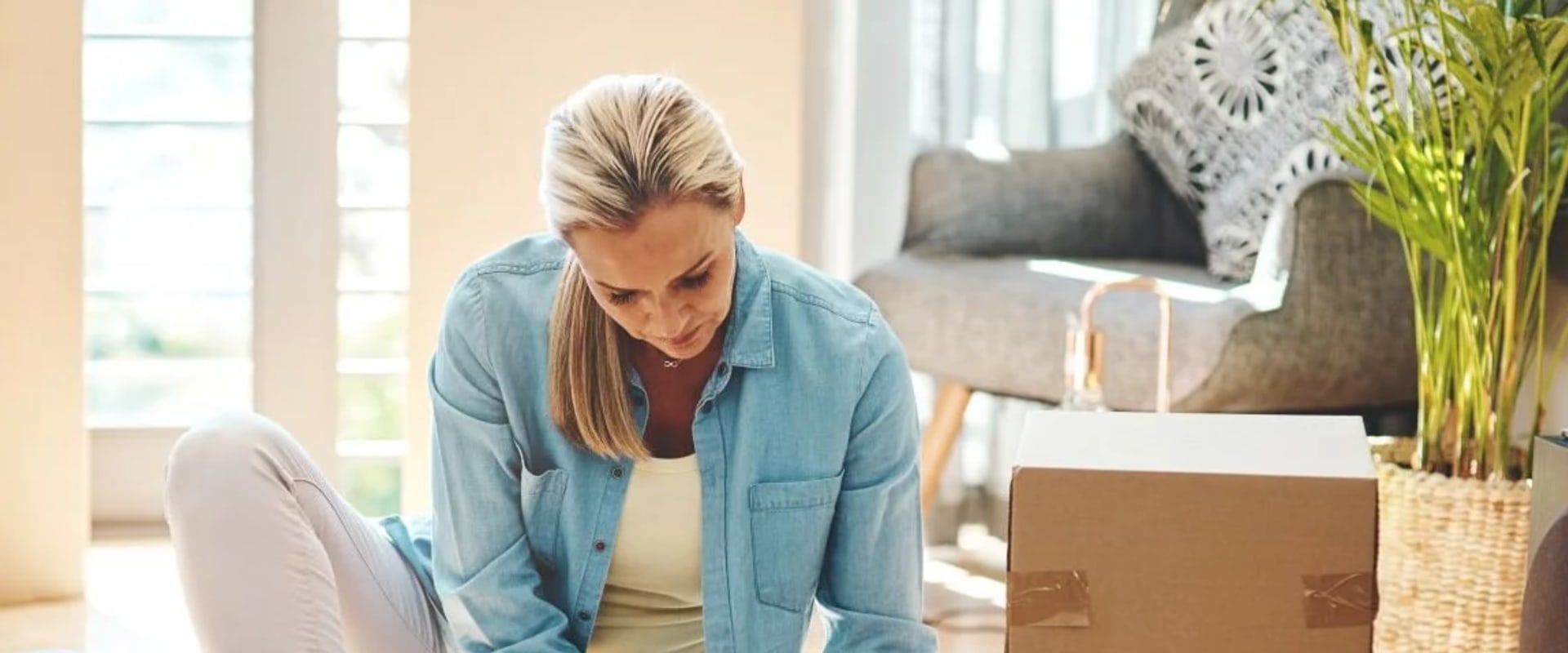 Creating a Moving Budget for Your Long-Distance Move