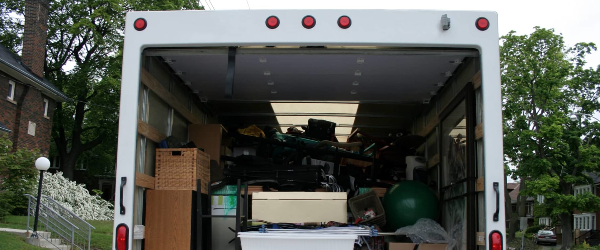 Affordable Ways to Rent a Moving Truck for Your Long-Distance Move